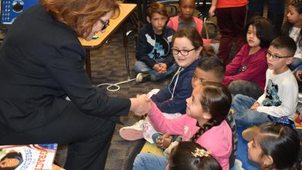 Assembly Member Eloise Gomez Reyes visits Grant Elementary School